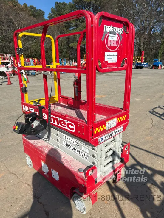 2022 MEC MICRO 19 Scissor Lift