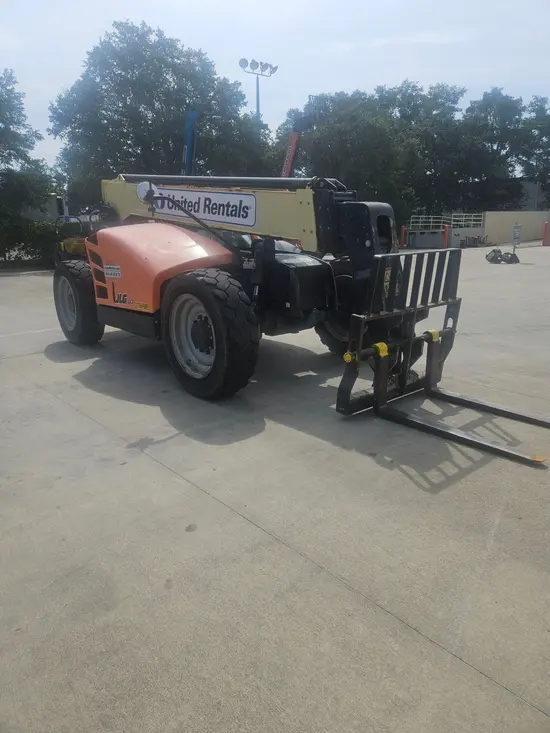 2017 JLG 642 Forklift