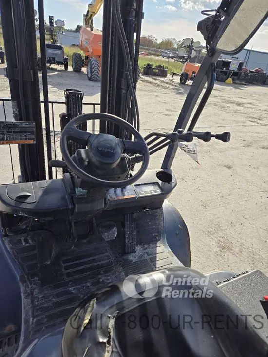 2021 Toyota 8FDU25 Warehouse Forklift