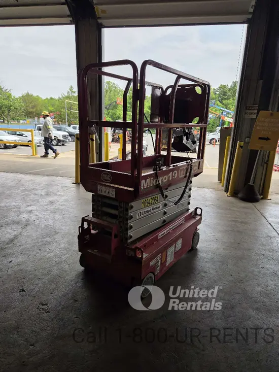 2019 MEC MICRO 19 Scissor Lift