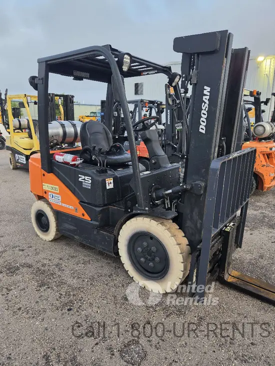 2020 Doosan G25N-7LP Warehouse Forklift