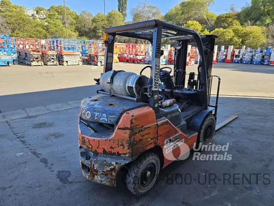 2019 Toyota 8FGU25 Warehouse Forklift