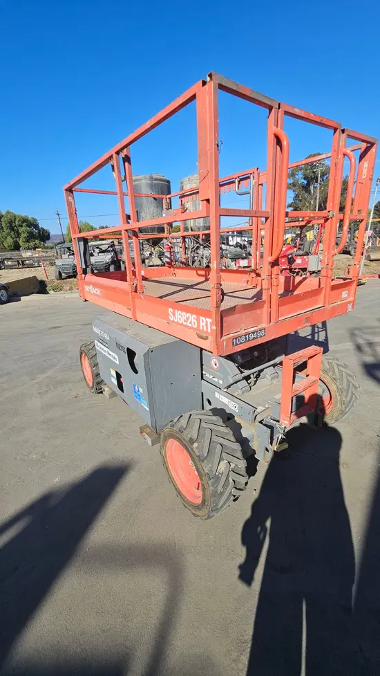 2018 Skyjack SJ6826RT Rough Terrain Scissor Lift