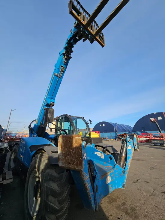 2018 Genie GTH-1256 Forklift