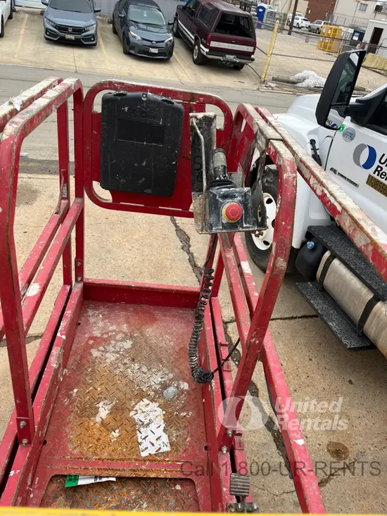 2019 MEC MICRO 19 Scissor Lift