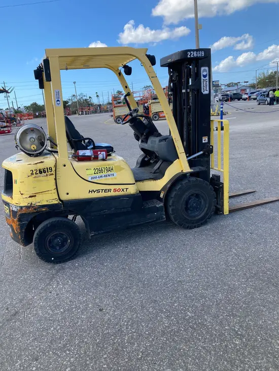 2019 HYSTER H50XT Warehouse Forklift