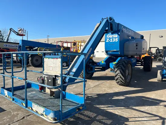 2013 Genie Z-135/70 Articulating Boom Lift