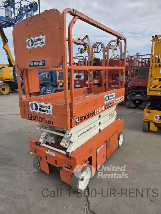 2019 Snorkel S3219E Scissor Lift