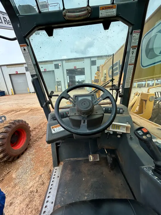 2018 Gehl DL12-55 Forklift