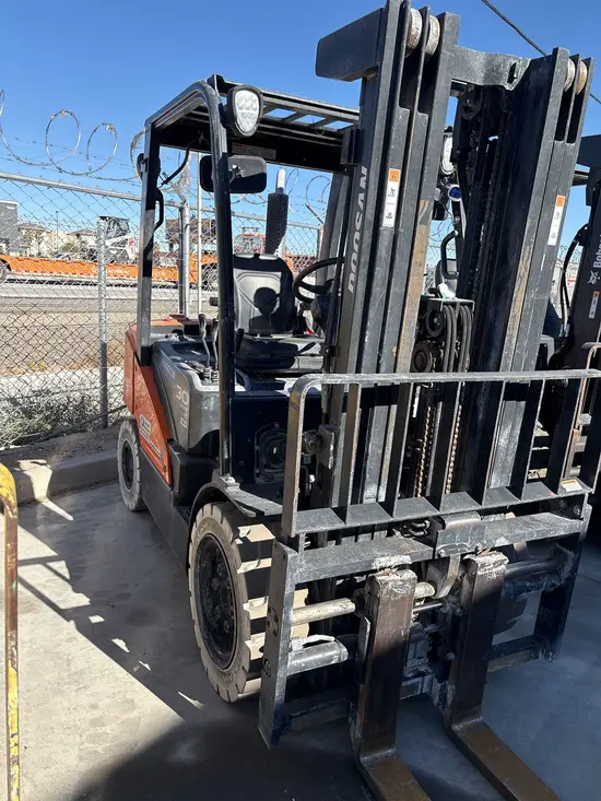 2022 Doosan D30S-7 Warehouse Forklift