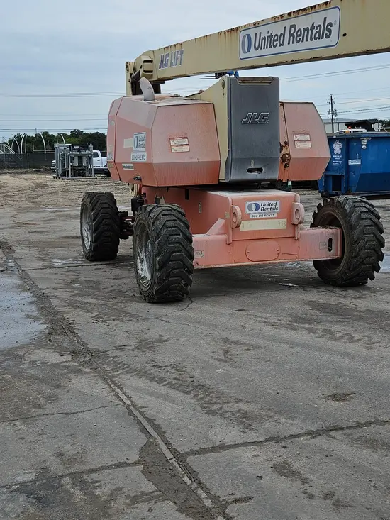 2018 JLG 800AJ Articulating Boom Lift