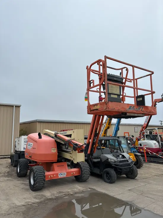 2016 JLG 450AJ Articulating Boom Lift