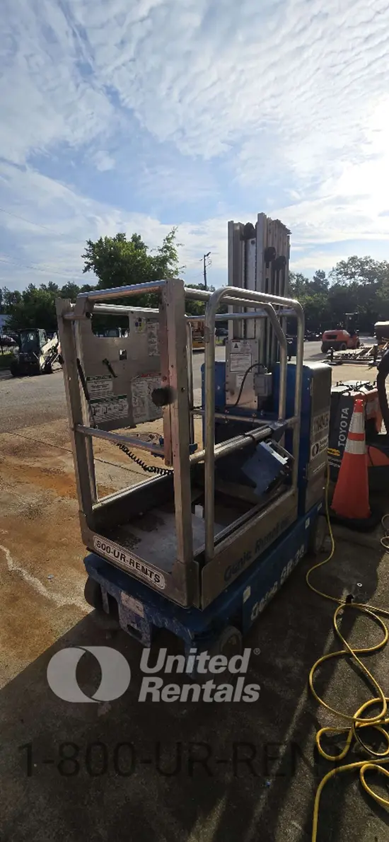 2020 Genie GR-20 Self-Propelled One-Person Lift
