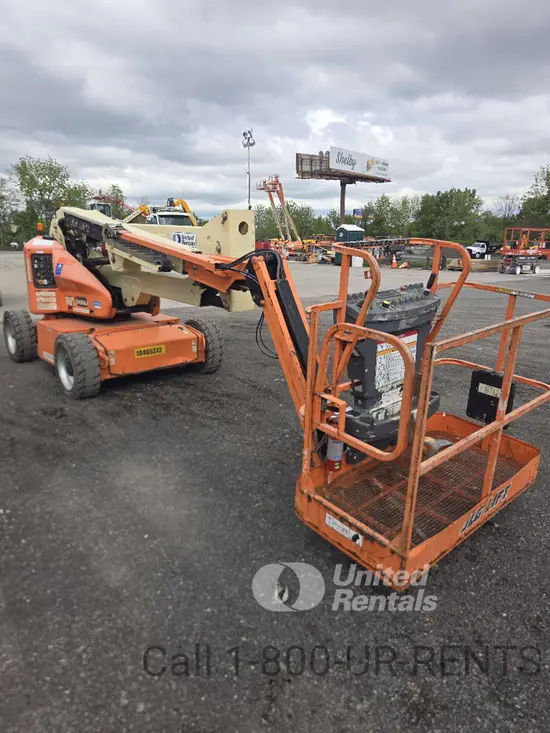 2016 JLG E450AJ Articulating Boom Lift