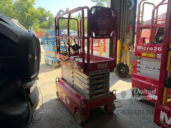 2019 MEC MICRO 19 Scissor Lift