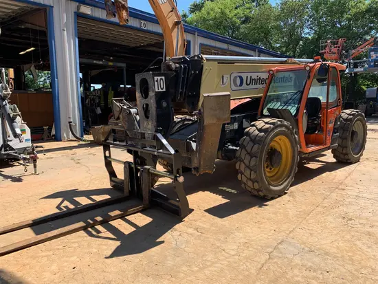 2018 JLG 1055 Forklift