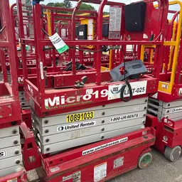 2019 MEC MICRO 19 Scissor Lift