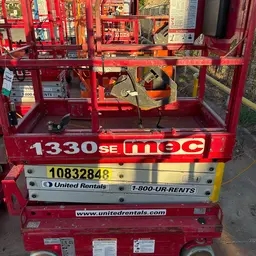 2018 MEC 1330SE Scissor Lift