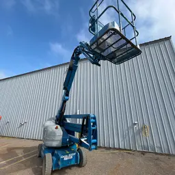 2012 Genie Z-40/23N RJ Articulating Boom Lift