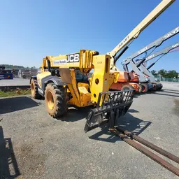 2017 JCB 512-56 Forklift