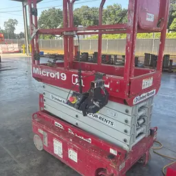 2018 MEC MICRO 19 Scissor Lift