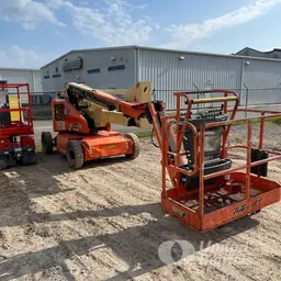 2018 JLG E450AJ Articulating Boom Lift