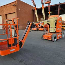 2018 JLG E300AJP Articulating Boom Lift