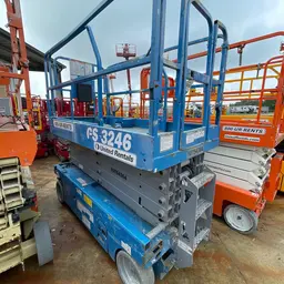 2018 Genie GS-3246 Scissor Lift