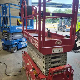 2018 MEC MICRO 19 Scissor Lift