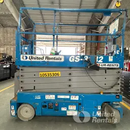 2016 Genie GS-3232 Scissor Lift