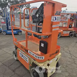 2019 JLG 1230ES Self-Propelled One-Person Lift