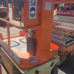 2019 JLG 1230ES Self-Propelled One-Person Lift