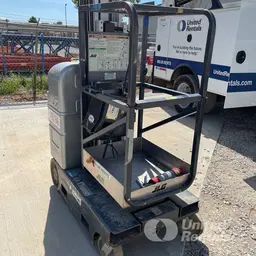 2019 JLG 20MVL Self-Propelled One-Person Lift