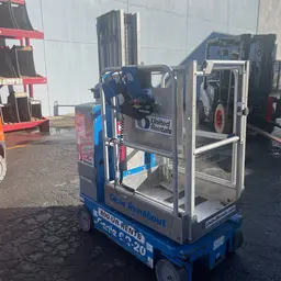 2018 Genie GR-20 Self-Propelled One-Person Lift