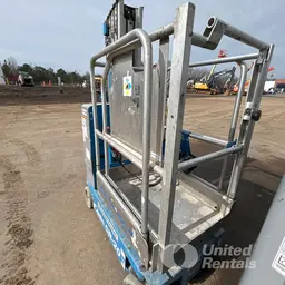 2019 Genie GR-20 Self-Propelled One-Person Lift