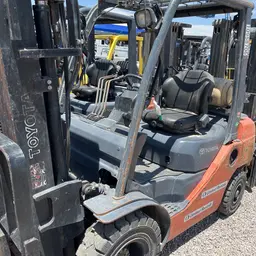 2019 Toyota 8FGU25 Warehouse Forklift