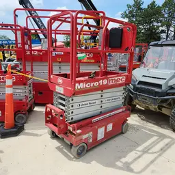 2019 MEC MICRO 19 Scissor Lift