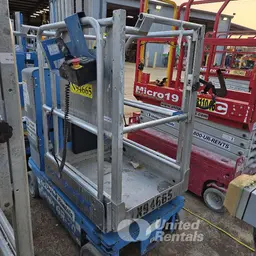2016 Genie GR-20 Self-Propelled One-Person Lift
