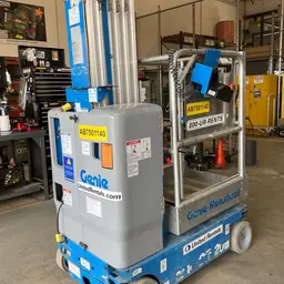 2018 Genie GR-20 Self-Propelled One-Person Lift