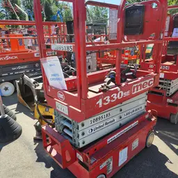 2019 MEC 1330SE Scissor Lift