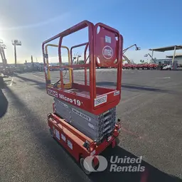 2019 MEC MICRO 19 Scissor Lift