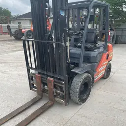 2019 Toyota 8FDU25 Warehouse Forklift