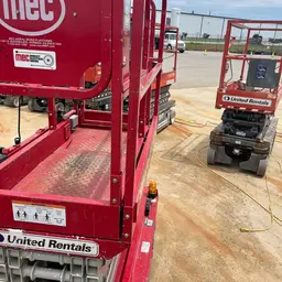 2018 MEC MICRO 19 Scissor Lift