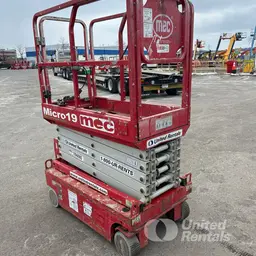 2019 MEC MICRO 19 Scissor Lift