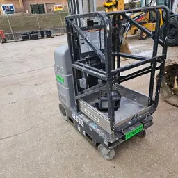 2018 JLG 20MVL Self-Propelled One-Person Lift