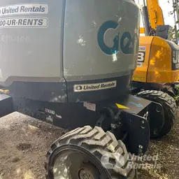2016 Genie Z-62/40 Articulating Boom Lift