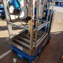 2017 Genie GR-20 Self-Propelled One-Person Lift