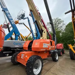 2017 JLG 800S Boom Lift