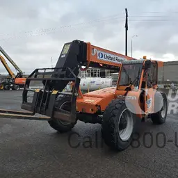 2018 SKYTRAK 8042 Forklift