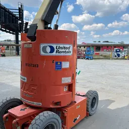 2015 JLG E300AJP Articulating Boom Lift